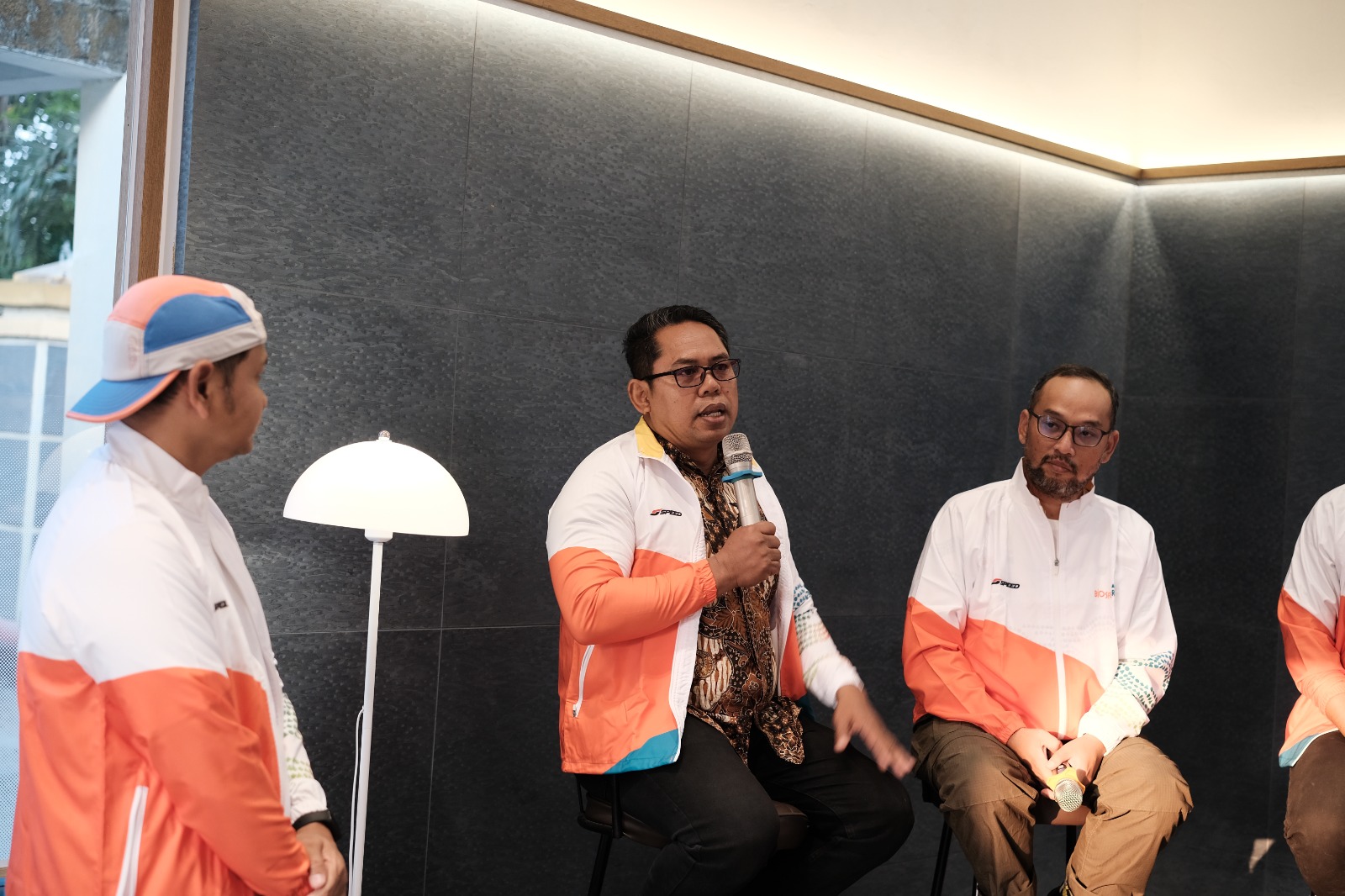 Yusuf Hartanto dalam jumpa pers BiosfeRun 2026
